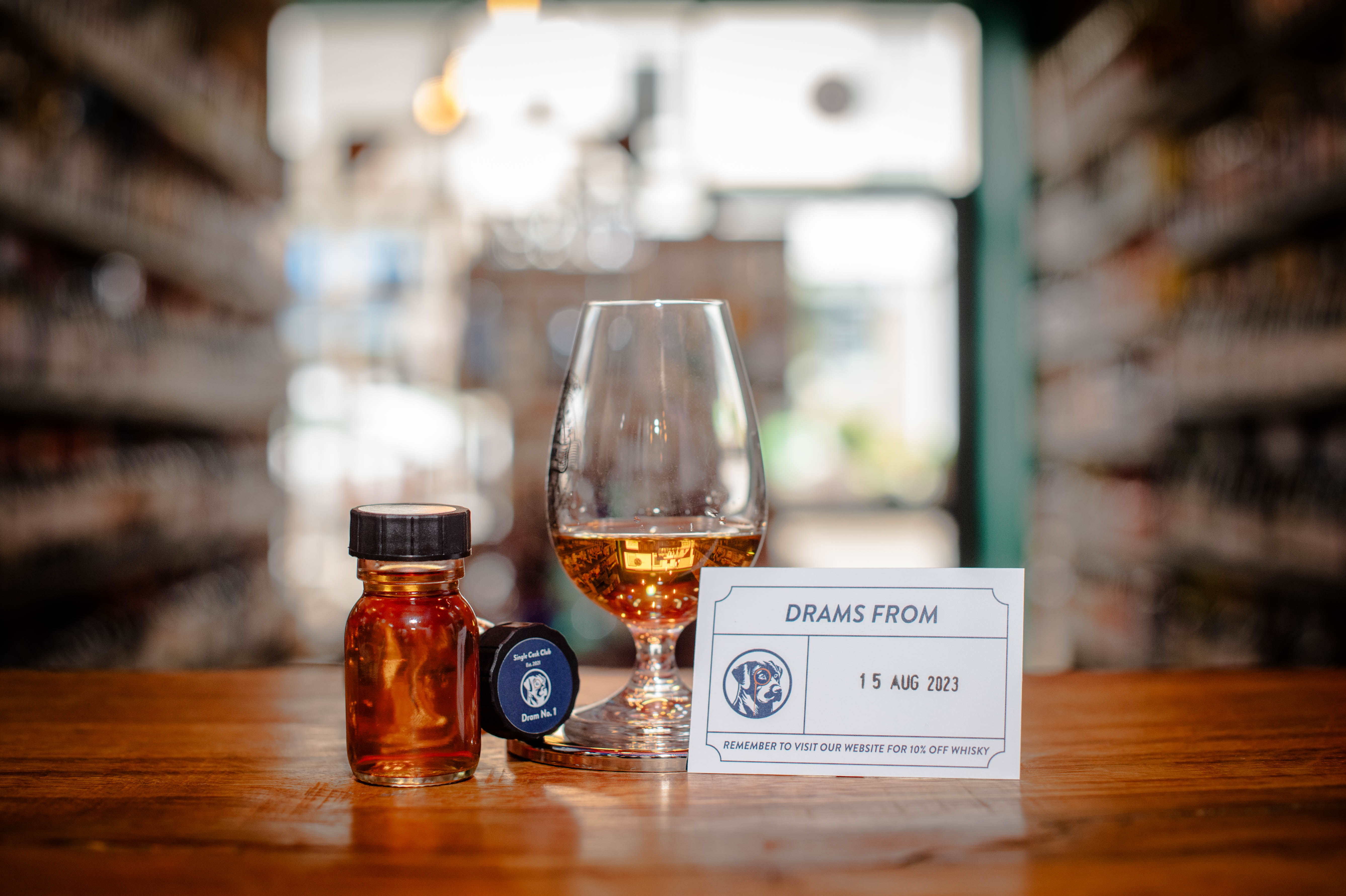 Castarède Bas Armagnac 1979 - The Strong Water Co - Online Castarède Bas Armagnac 1979 - The Strong Water Co - Online