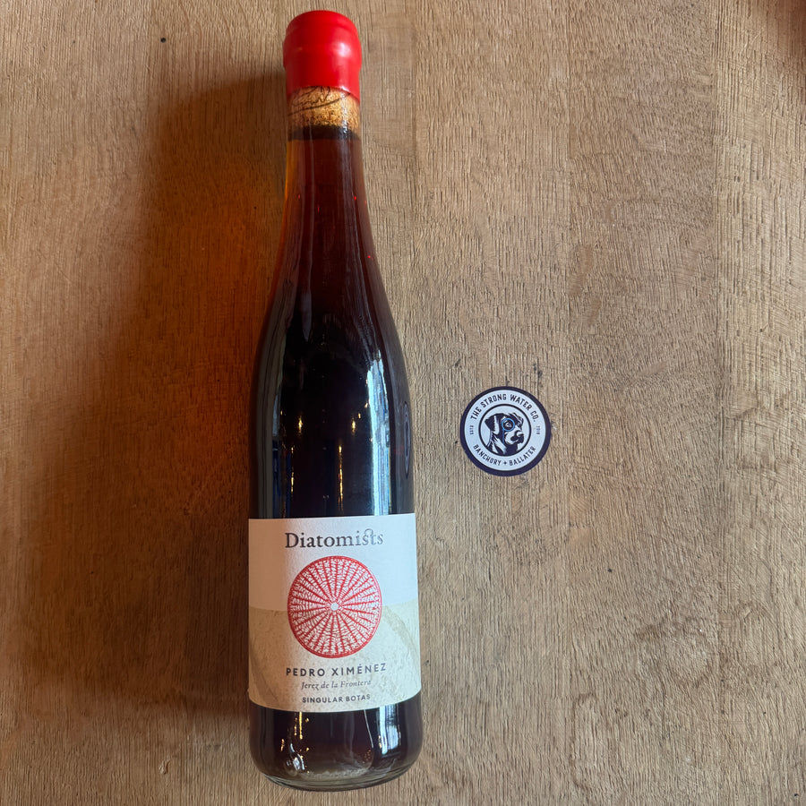 Diatomists Pedro Ximénez 5 Year Old Sherry from Jerez bottle