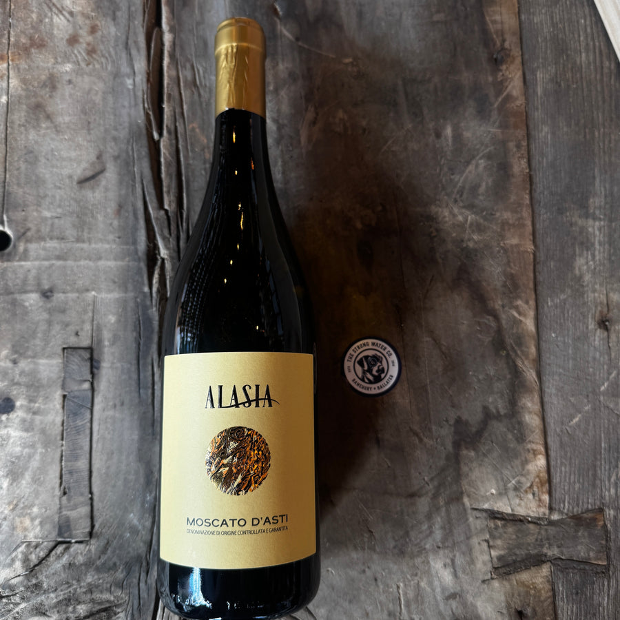 Alasia Moscato d’Asti Italian sparkling white wine bottle