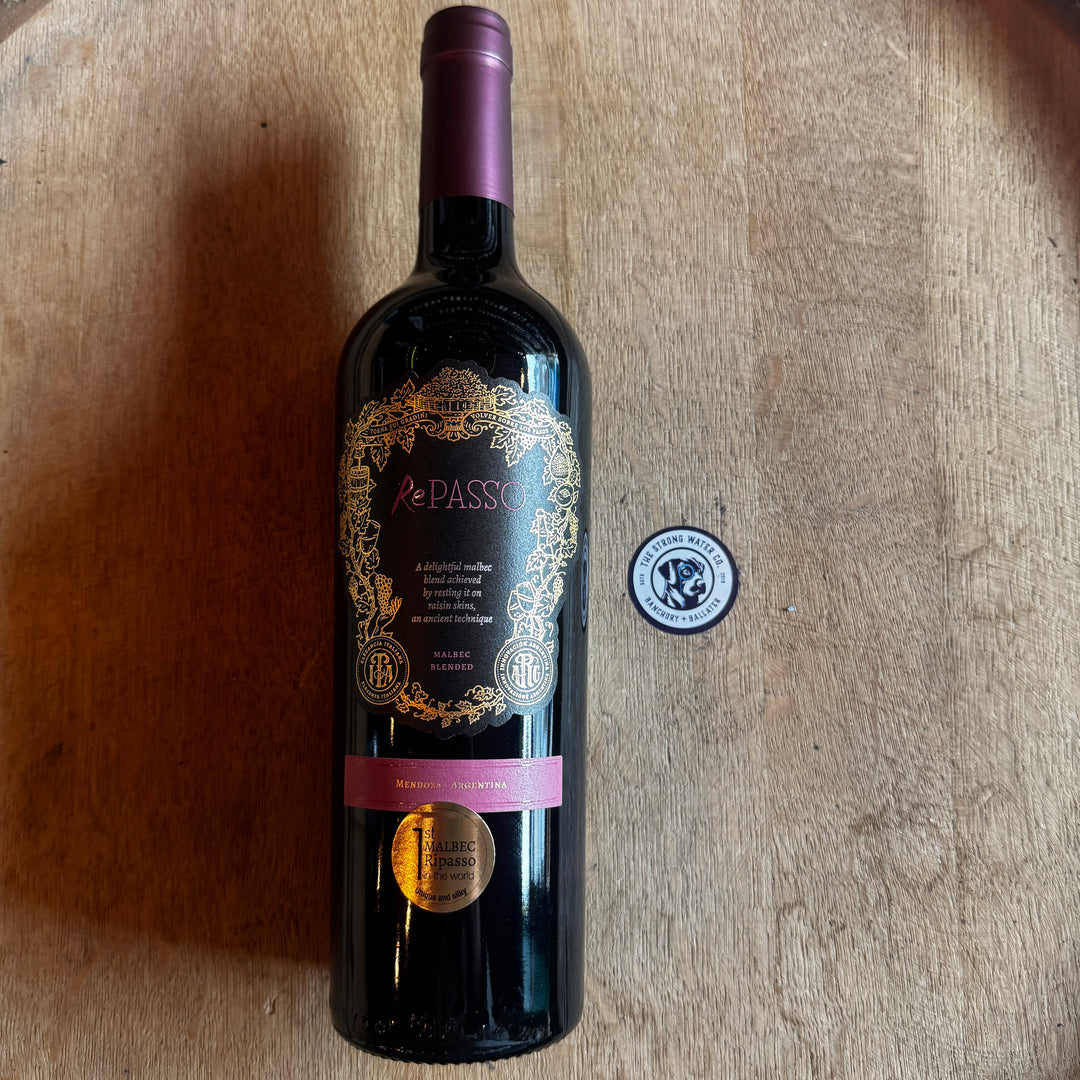 Passitivo Appassimento Primitivo full-bodied Italian red wine bottle