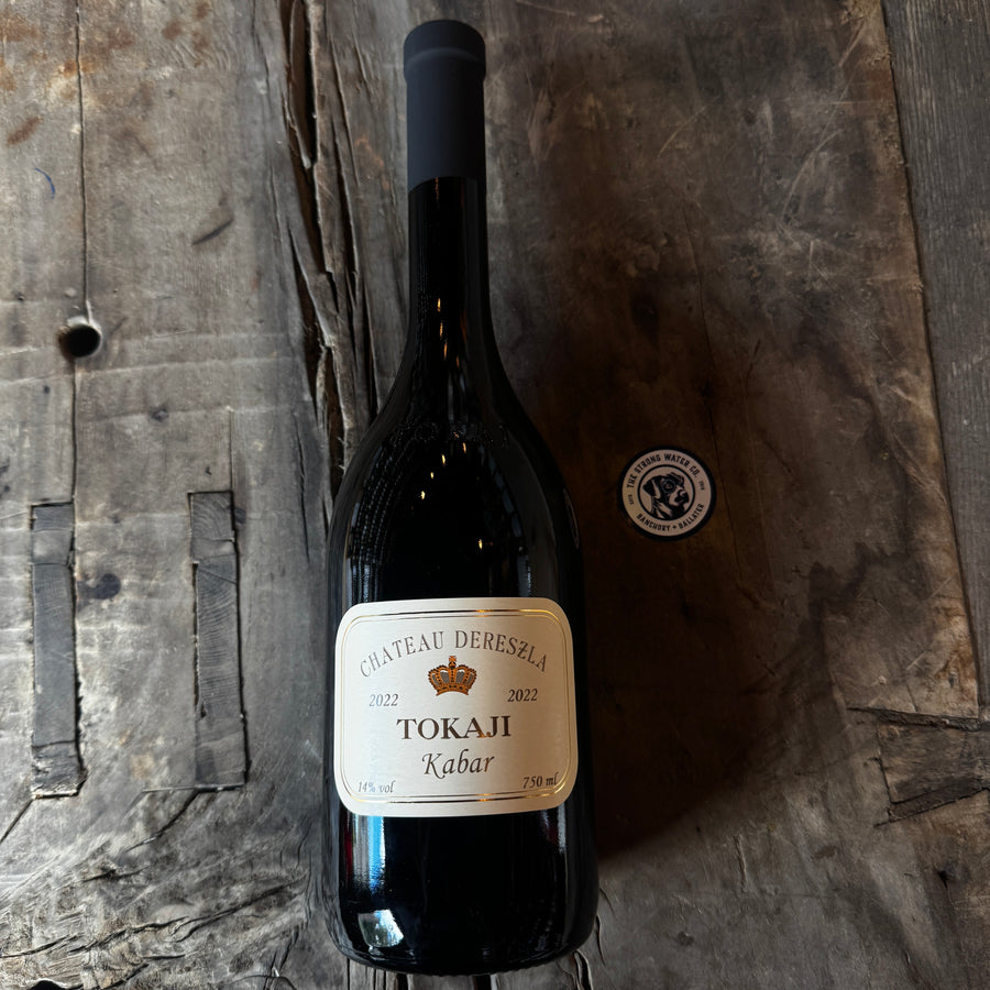 Château Dereszla Kabar Tokaj Hungarian white wine bottle